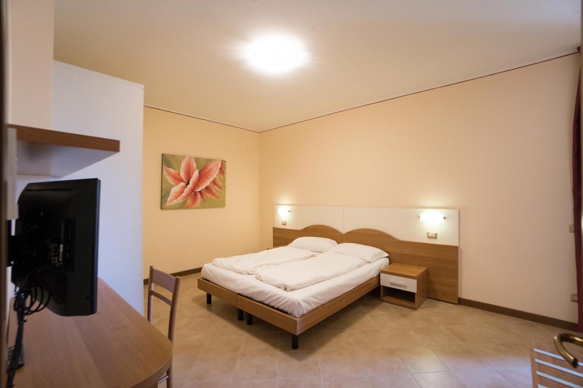 Apartments "Villa Imelda" Limone sul Garda Exterior foto