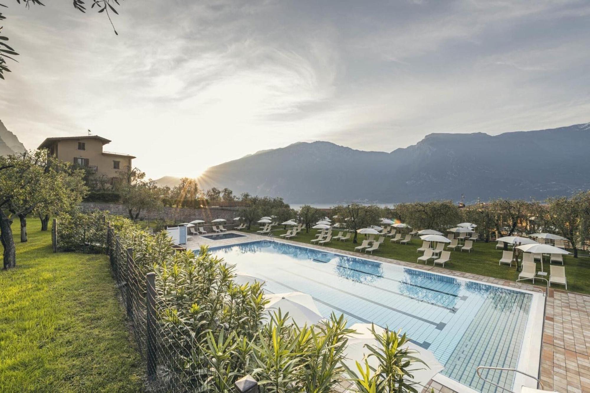 Apartments "Villa Imelda" Limone sul Garda Exterior foto