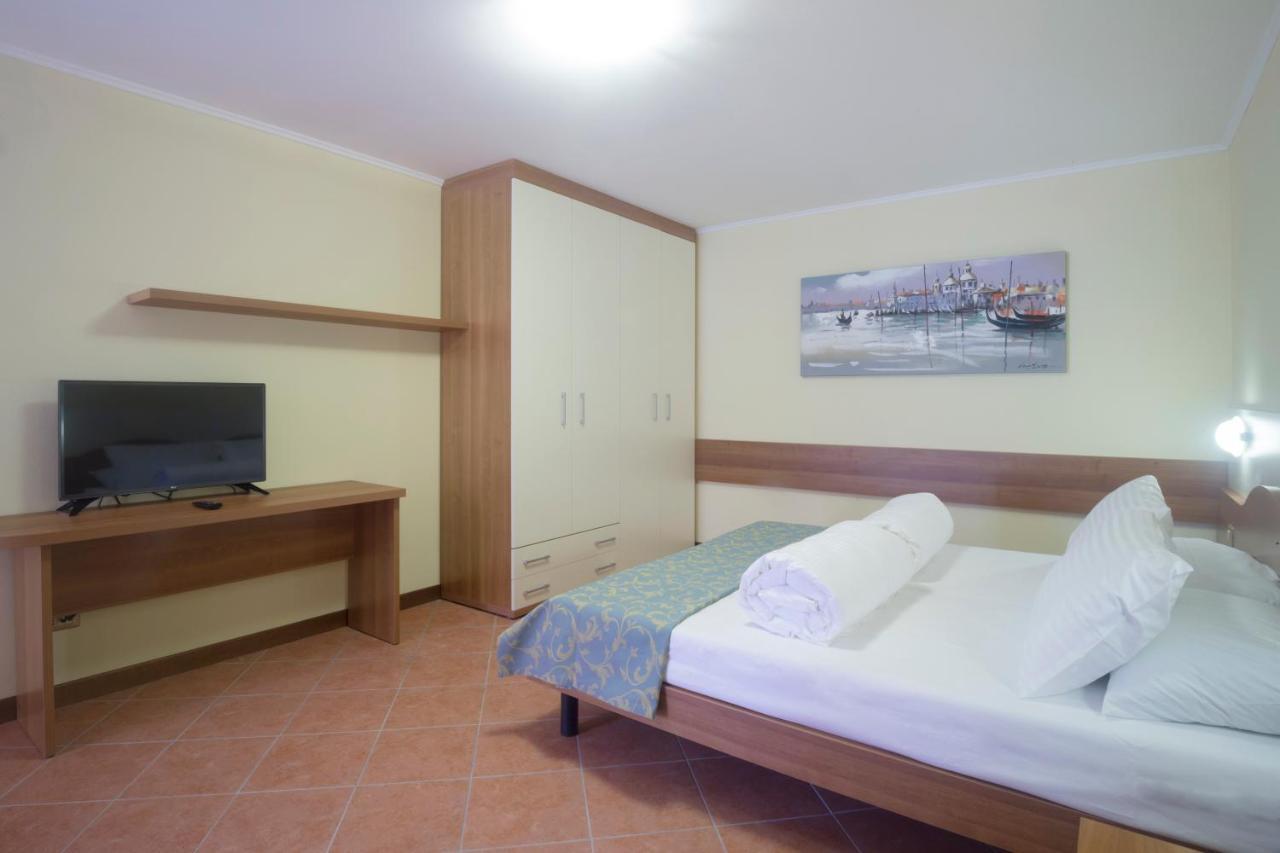 Apartments "Villa Imelda" Limone sul Garda Exterior foto